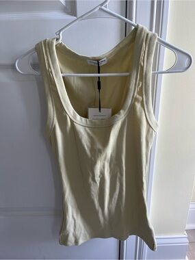 My Outfit Online Scoop Neck Ribbed Tank Top - Light Yellow